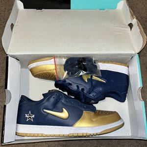 Nike SB dunk low supreme